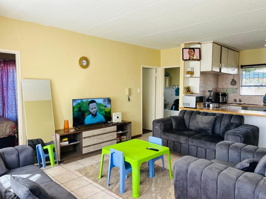 3 Bedroom Property for Sale in Langenhovenpark Free State